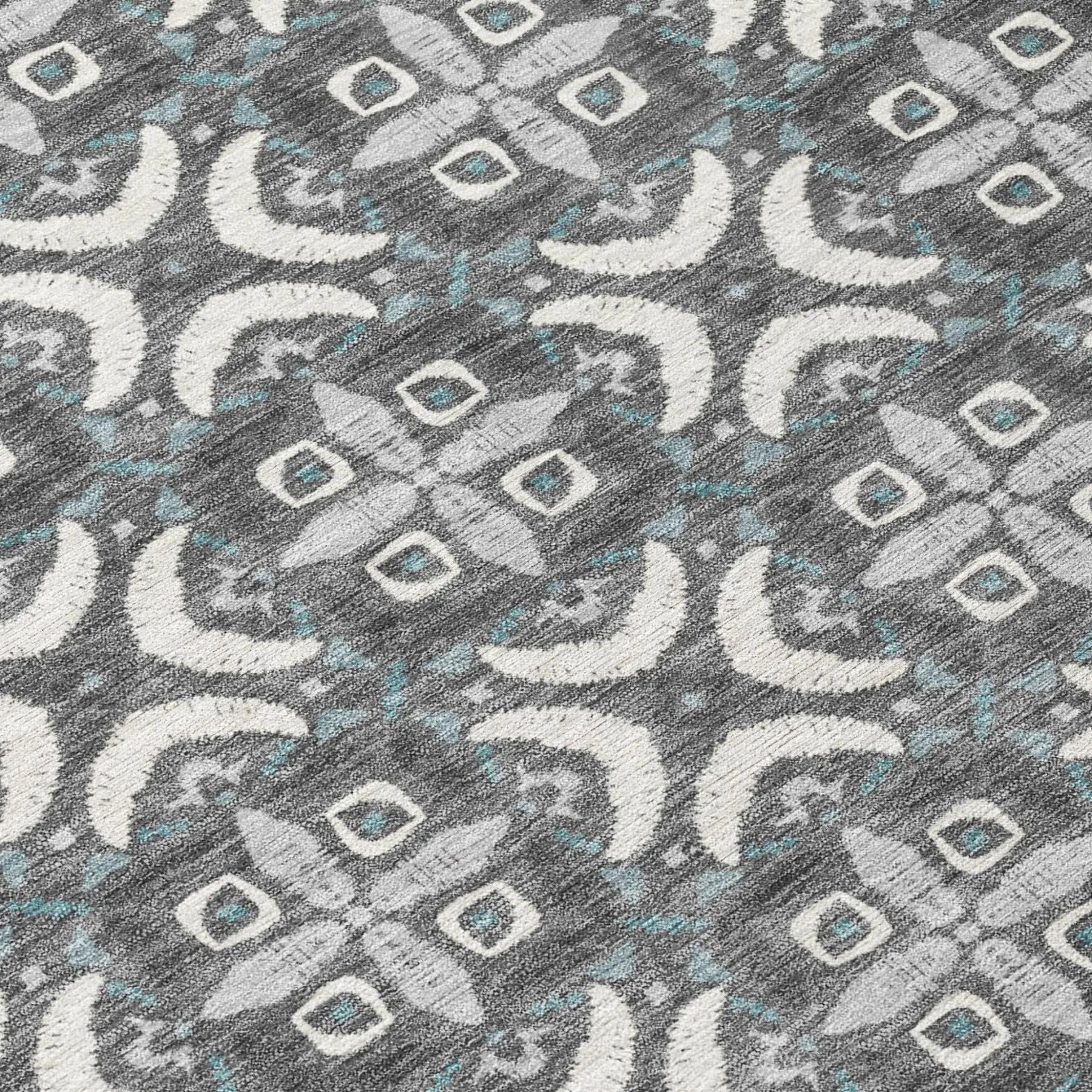 8' Gray And Graphite Round Geometric Washable Indoor Outdoor Area Rug Homeroots Outdoor