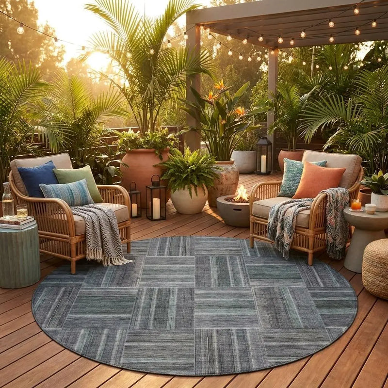 8' Gray And Graphite Round Geometric Washable Indoor Outdoor Area Rug Homeroots Outdoor