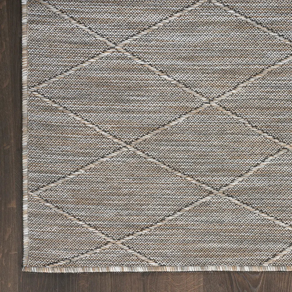 8' Gray And Light Gray Geometric Indoor Outdoor Runner Rug Homeroots Outdoor