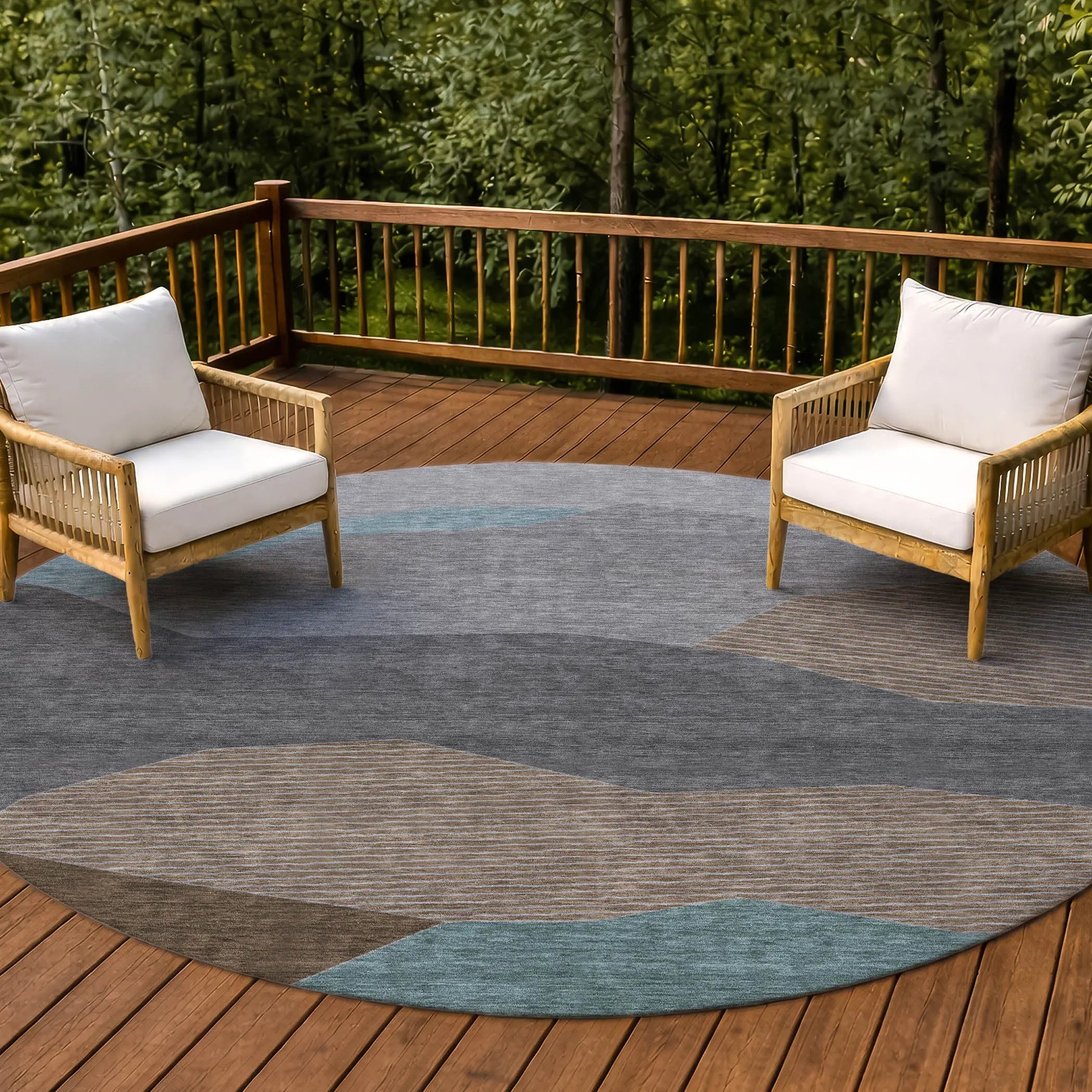 8' Gray And Silver Round Geometric Washable Indoor Outdoor Area Rug Homeroots Outdoor