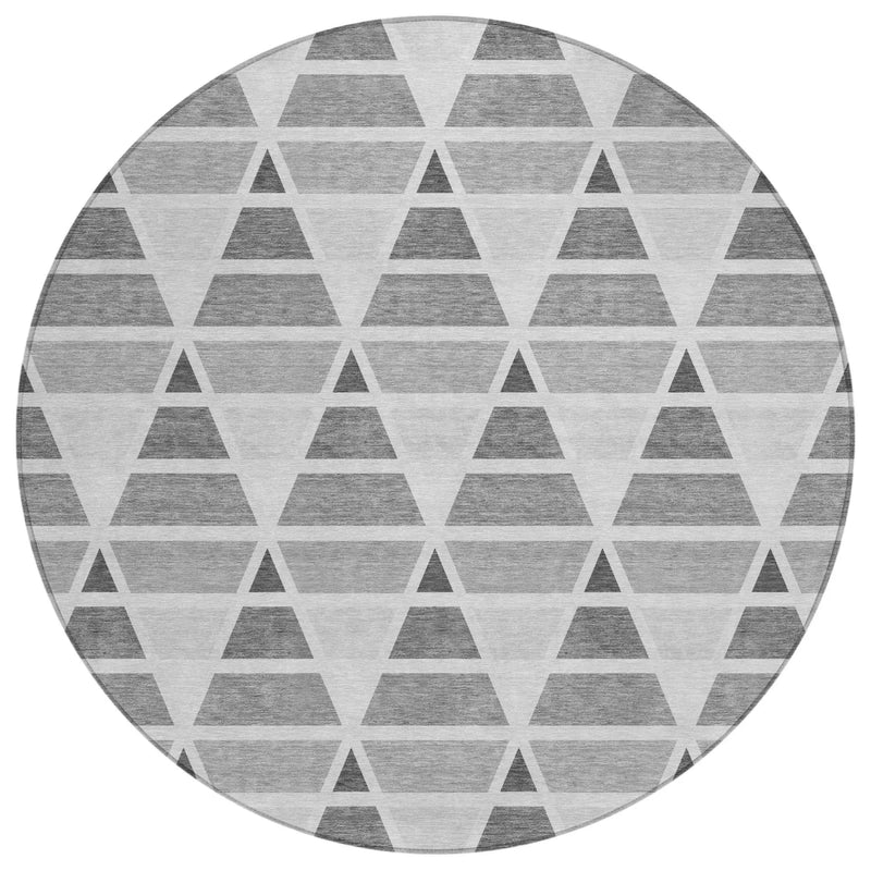 8' Gray And Silver Round Geometric Washable Indoor Outdoor Area Rug Homeroots Outdoor