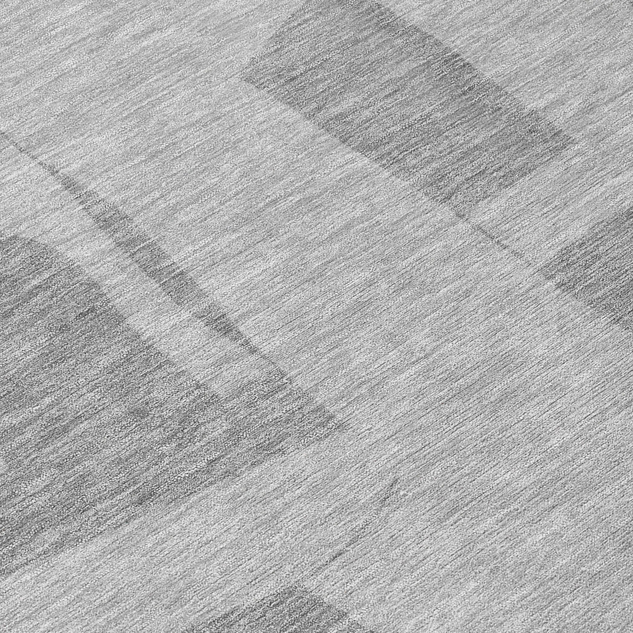 8' Gray And Silver Round Geometric Washable Indoor Outdoor Area Rug Homeroots Outdoor