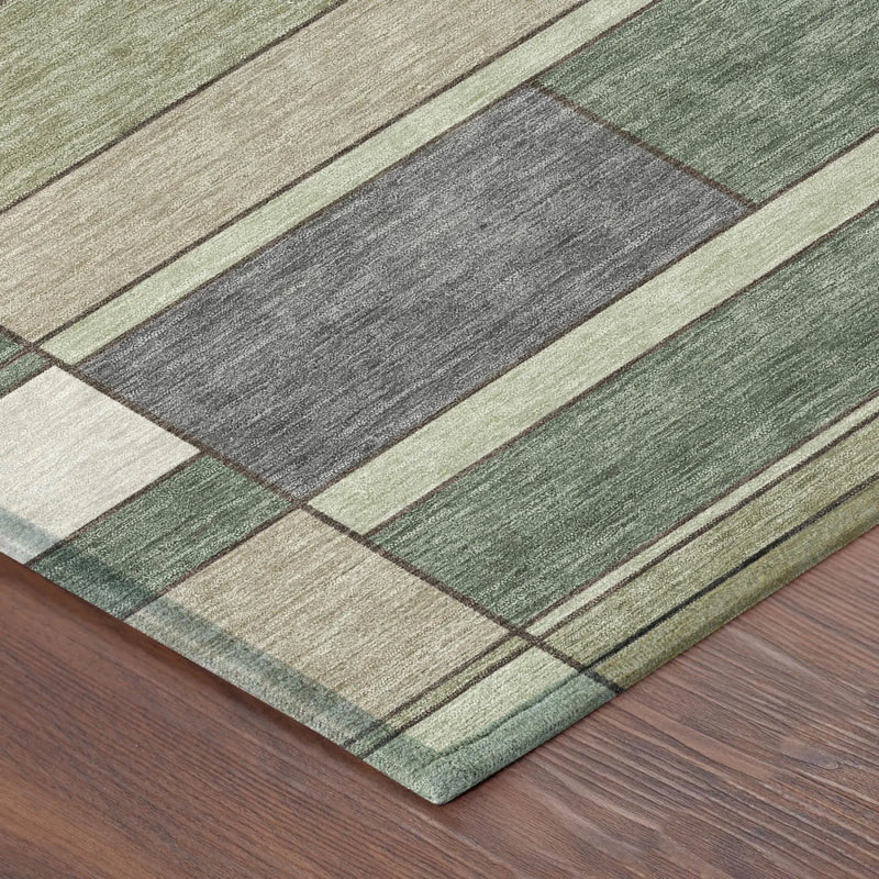 8' Green And Beige Round Geometric Washable Indoor Outdoor Area Rug Homeroots Outdoor