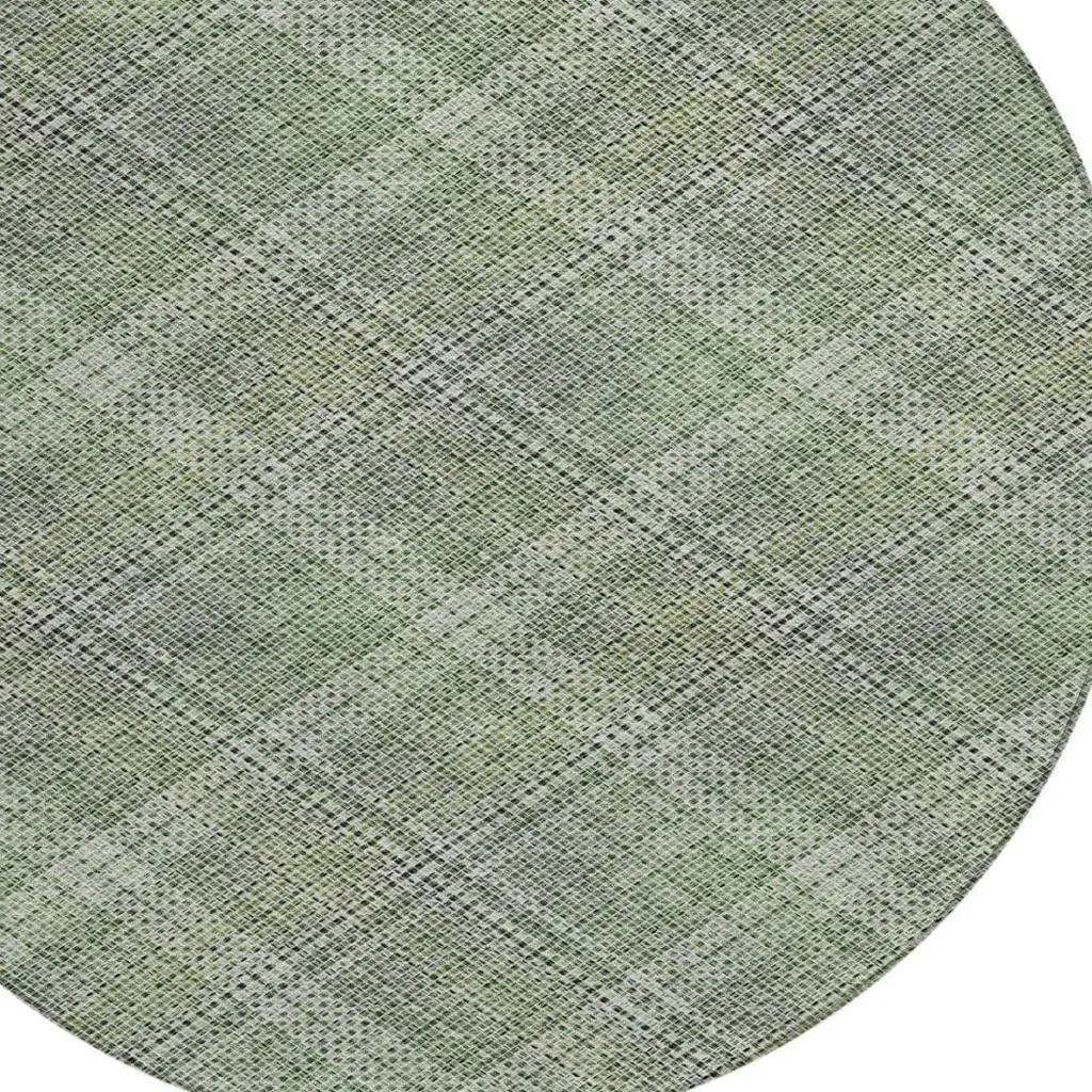 8' Green And Beige Round Plaid Washable Indoor Outdoor Area Rug Homeroots Outdoor
