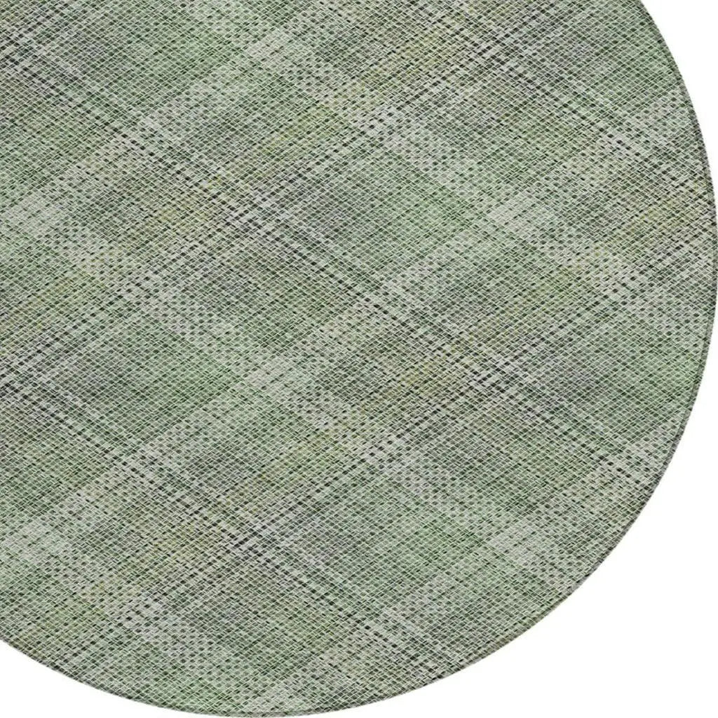 8' Green And Beige Round Plaid Washable Indoor Outdoor Area Rug Homeroots Outdoor