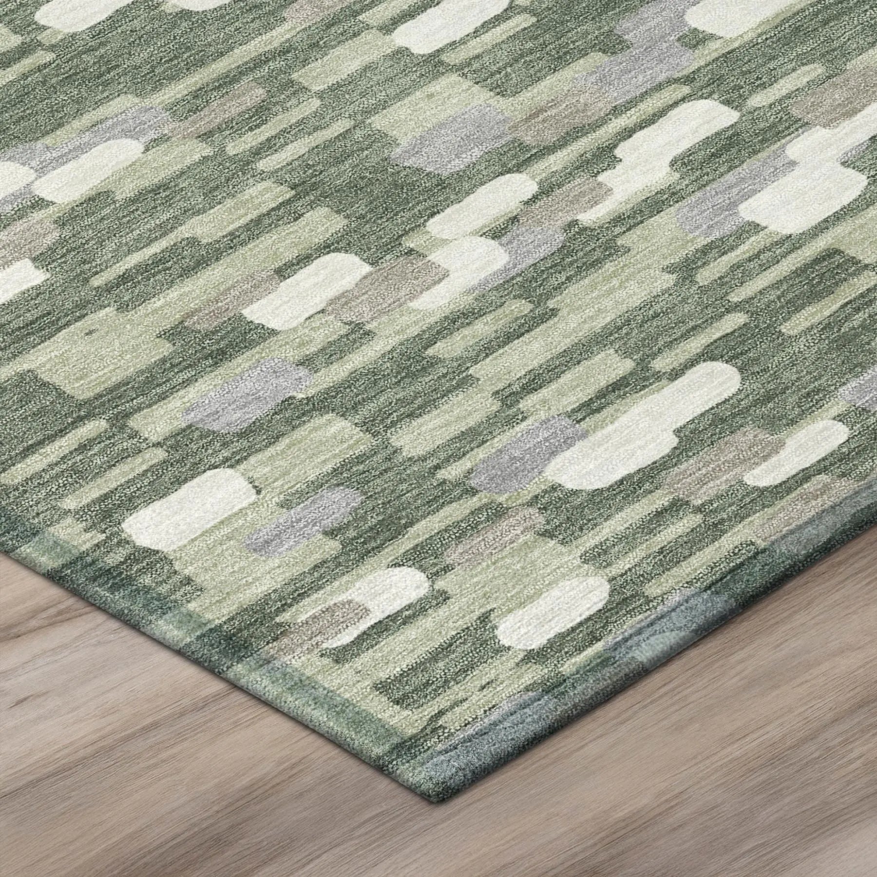8' Green And Silver Round Geometric Washable Indoor Outdoor Area Rug Homeroots Outdoor