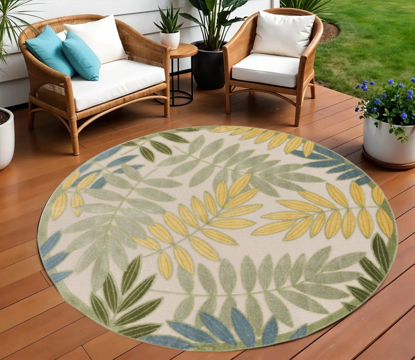 8' Green Yellow And Blue Round Palm Leaf Indoor Outdoor Area Rug Homeroots Outdoor