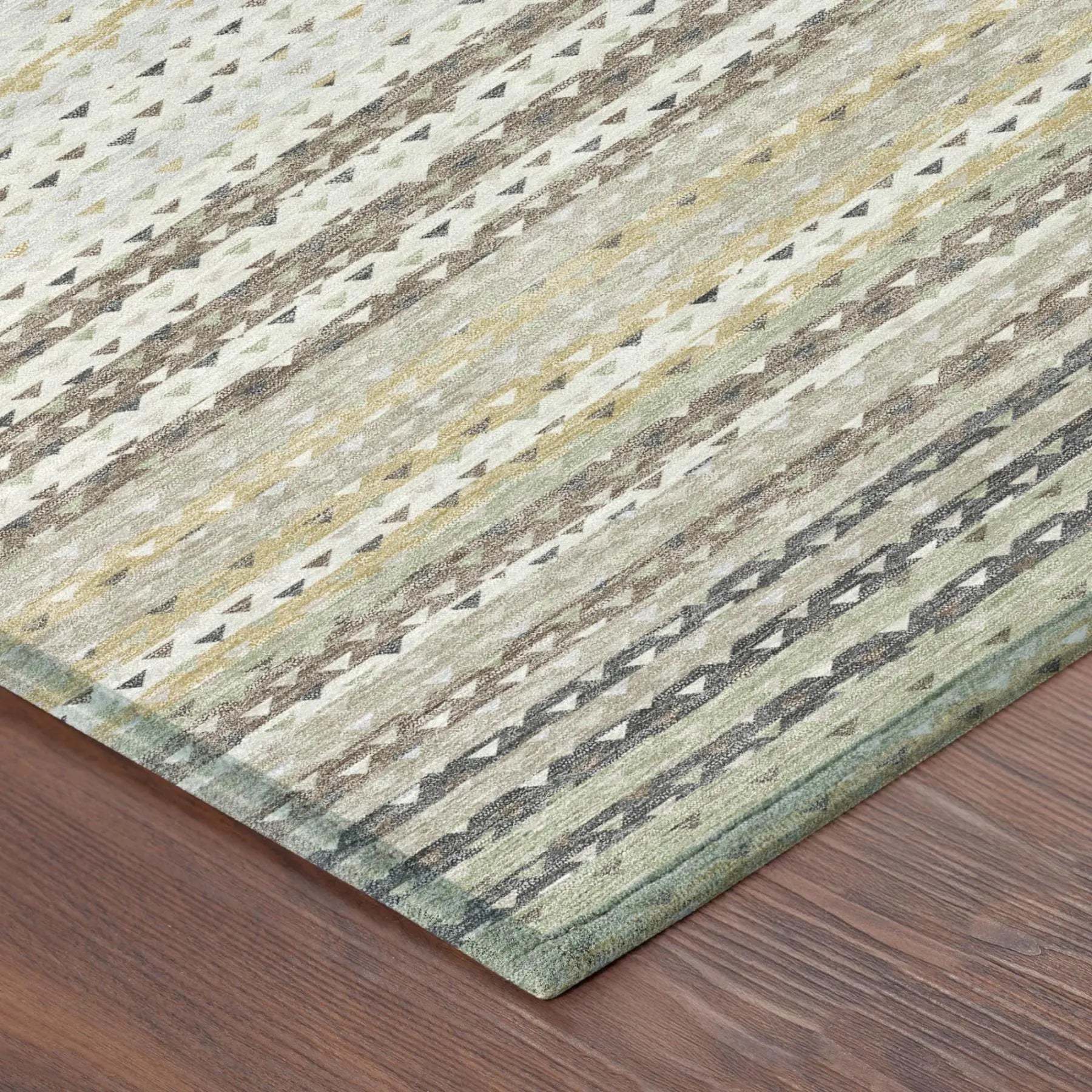 8' Ivory And Beige Round Striped Washable Indoor Outdoor Area Rug Homeroots Outdoor