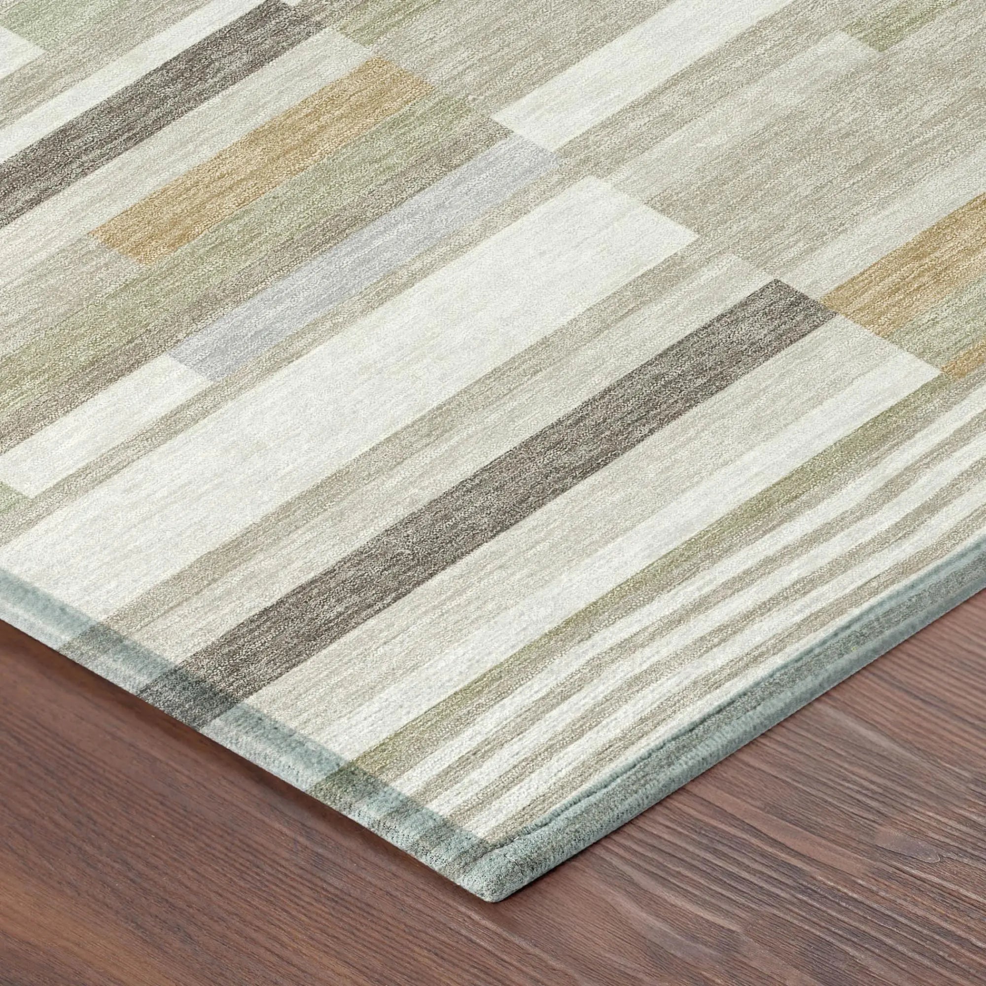 8' Ivory And Beige Round Striped Washable Indoor Outdoor Area Rug Homeroots Outdoor