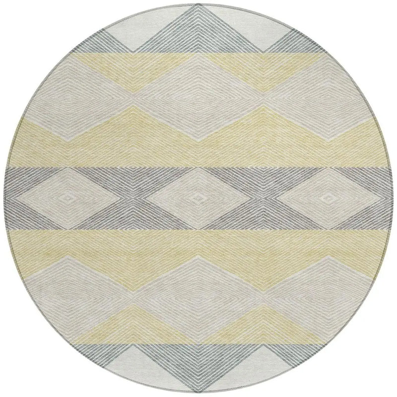 8' Ivory And Gray Round Geometric Washable Indoor Outdoor Area Rug Homeroots Outdoor