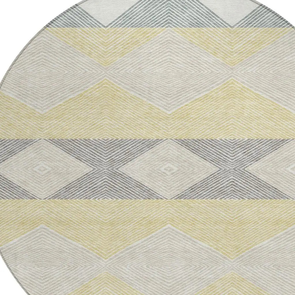 8' Ivory And Gray Round Geometric Washable Indoor Outdoor Area Rug Homeroots Outdoor