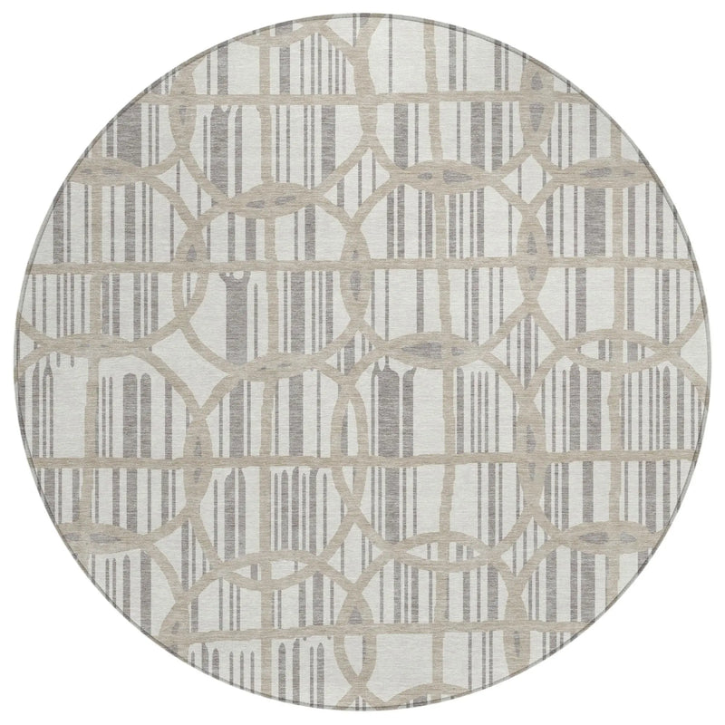 8' Ivory And Silver Round Geometric Washable Indoor Outdoor Area Rug Homeroots Outdoor