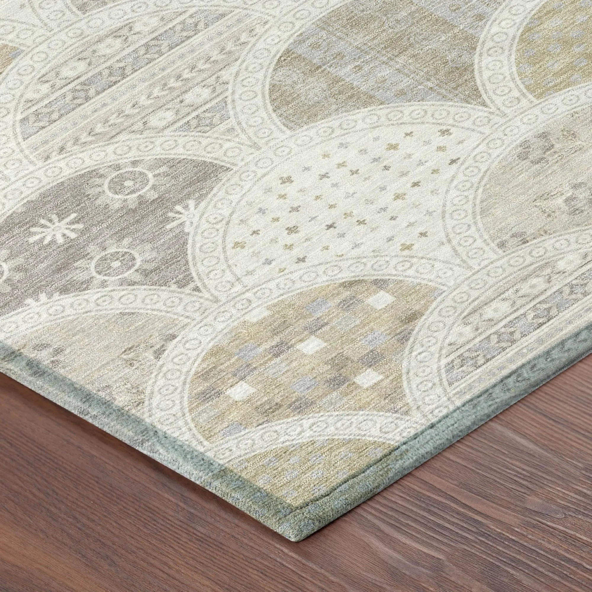8' Ivory And Silver Round Geometric Washable Indoor Outdoor Area Rug Homeroots Outdoor