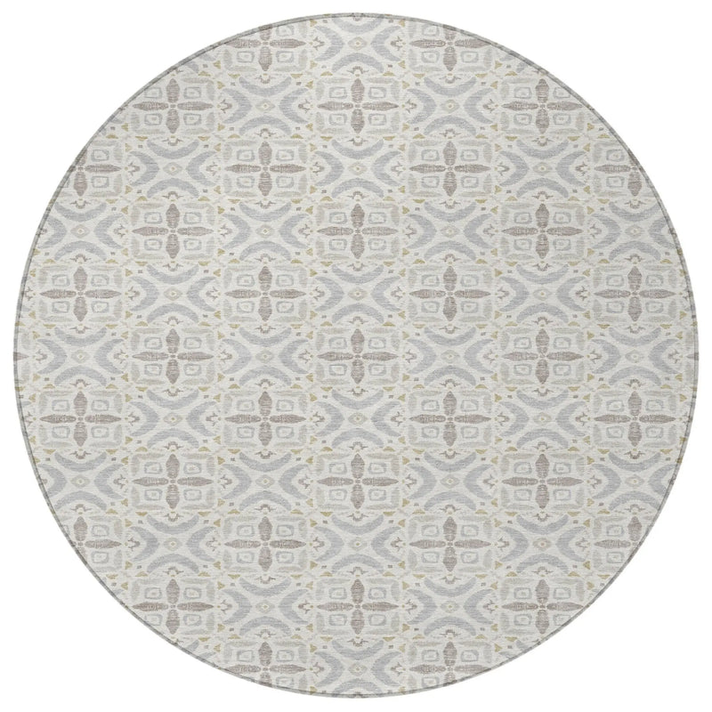 8' Ivory And Silver Round Geometric Washable Indoor Outdoor Area Rug Homeroots Outdoor