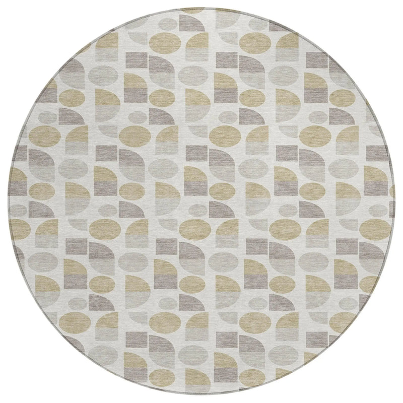 8' Ivory And Silver Round Geometric Washable Indoor Outdoor Area Rug Homeroots Outdoor