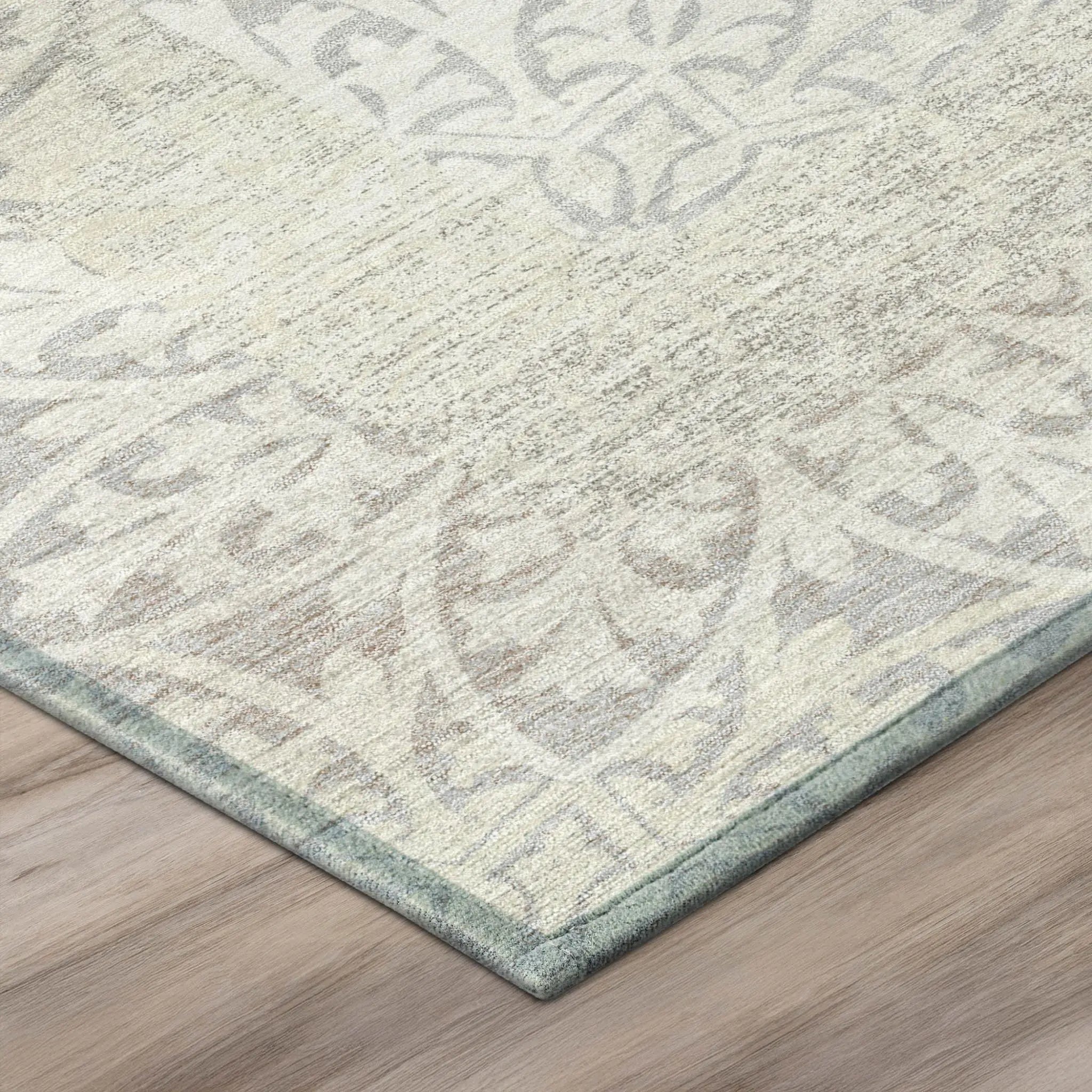 8' Ivory And Silver Round Oriental Washable Indoor Outdoor Area Rug Homeroots Outdoor