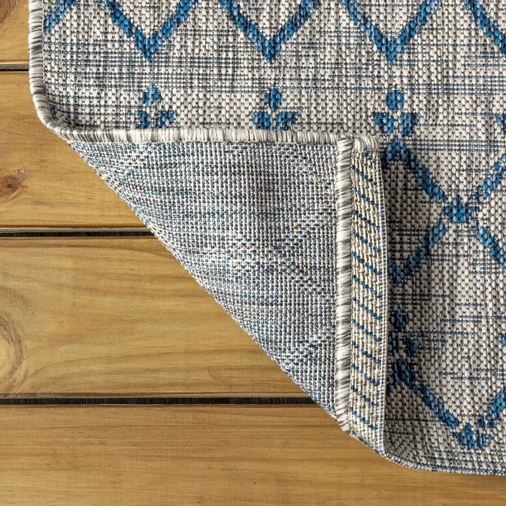 8' Light Gray And Navy Blue Round Trellis Indoor Outdoor Area Rug - GreatEagleInc