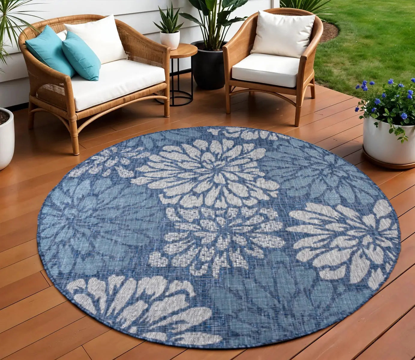 8' Navy Blue And Aqua Round Floral Indoor Outdoor Area Rug Homeroots Outdoor