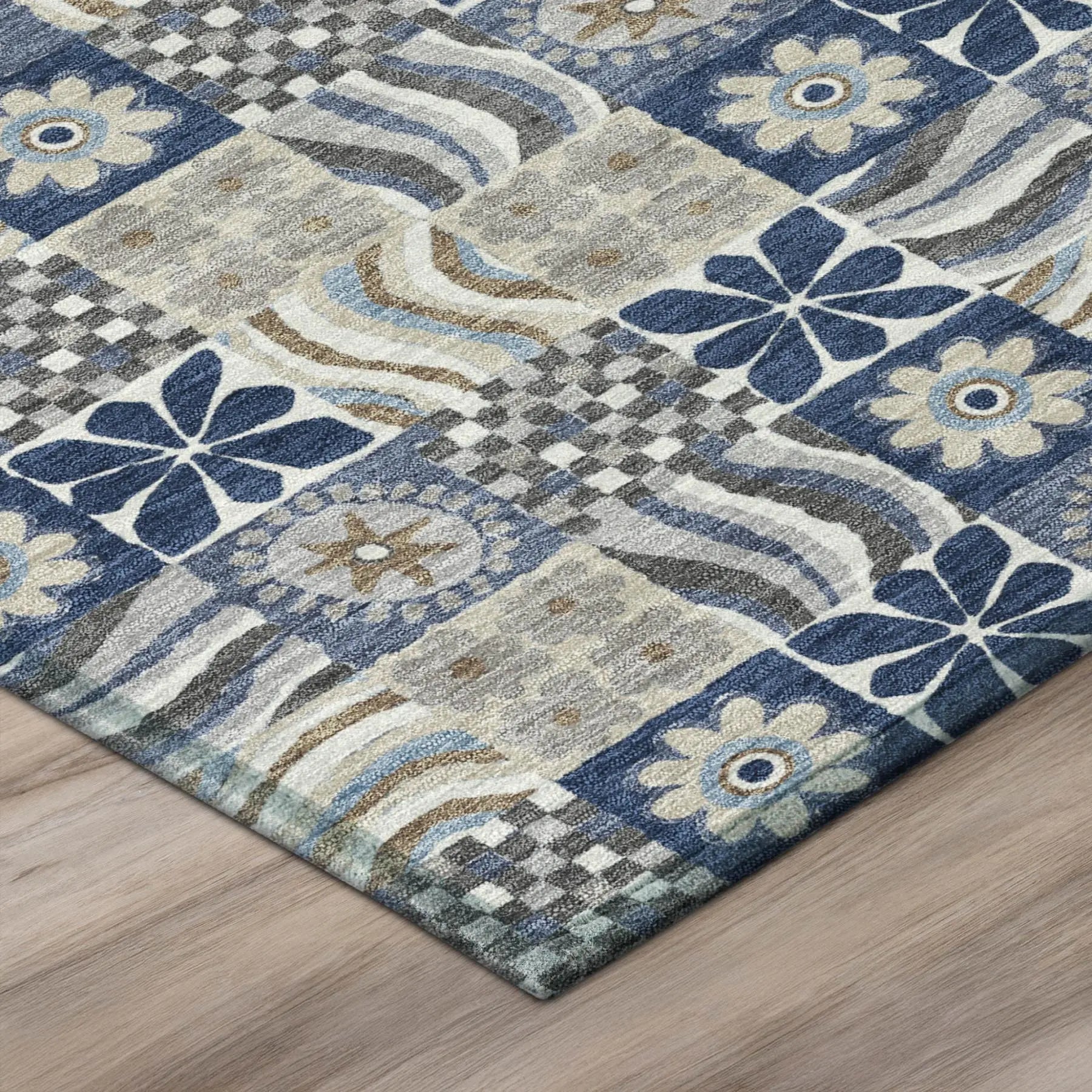 8' Navy Blue And Blue Round Floral Washable Indoor Outdoor Area Rug Homeroots Outdoor