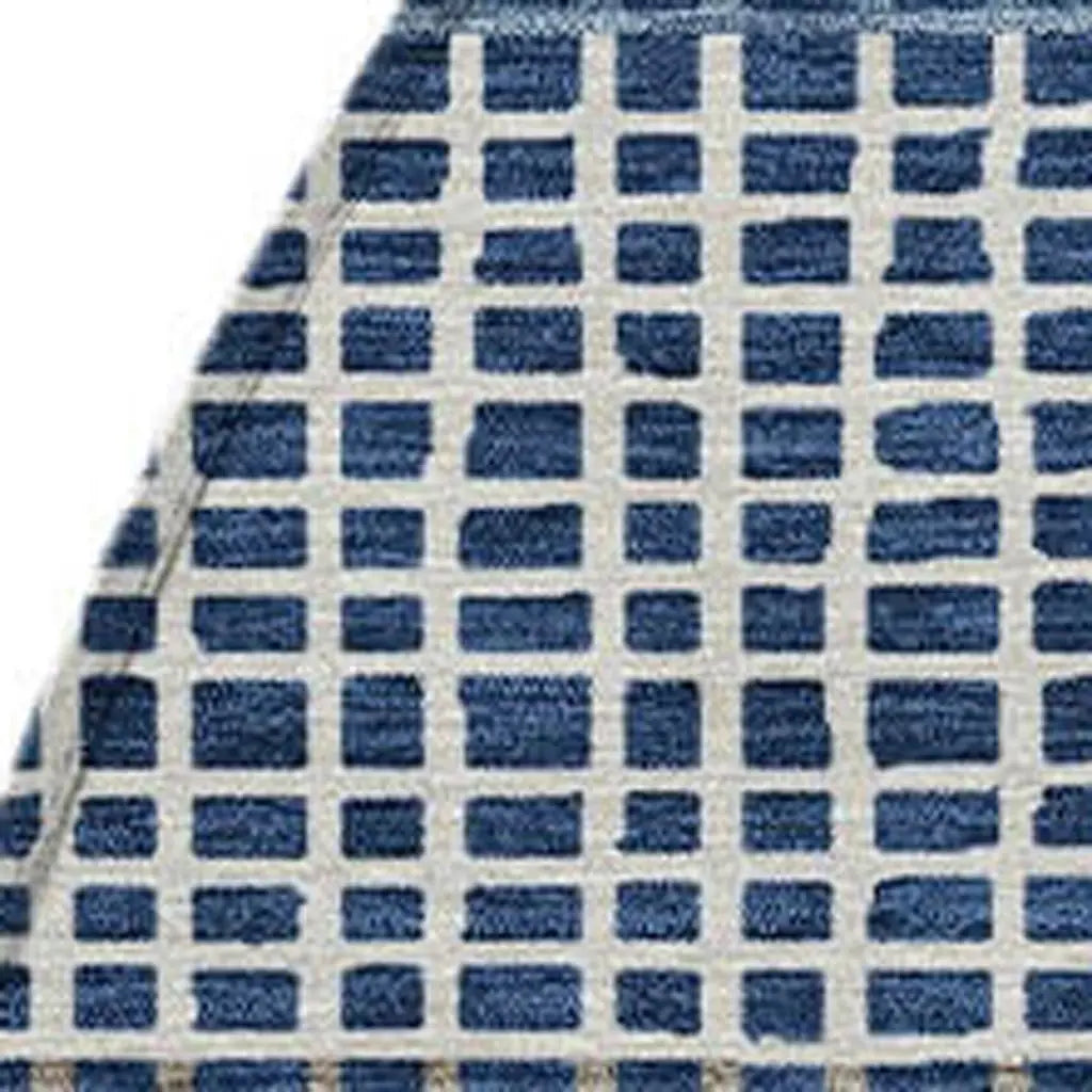 8' Navy Blue And Ivory Round Striped Washable Indoor Outdoor Area Rug Homeroots Outdoor