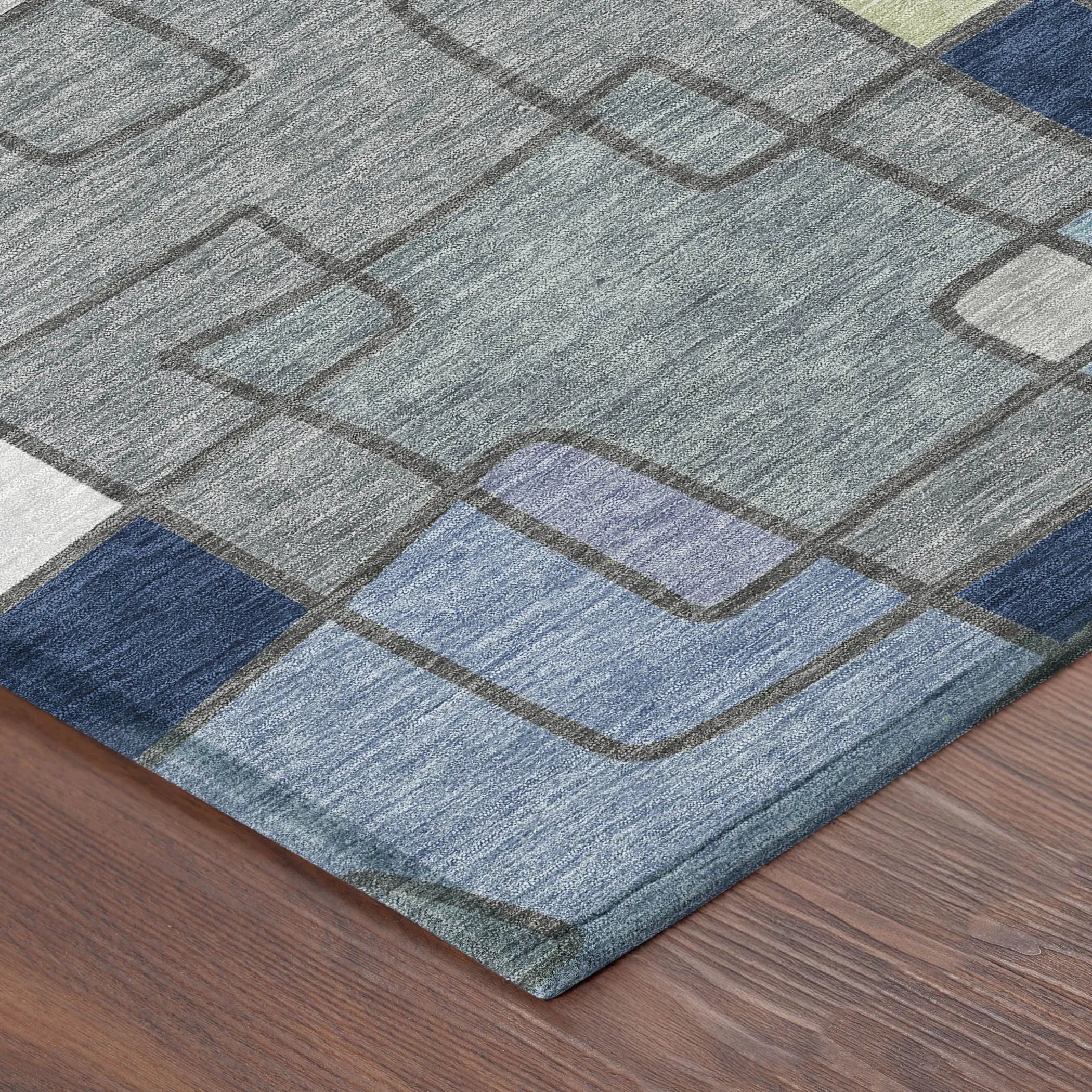 8' Navy Blue And Sky Blue Round Geometric Washable Indoor Outdoor Area Rug Homeroots Outdoor