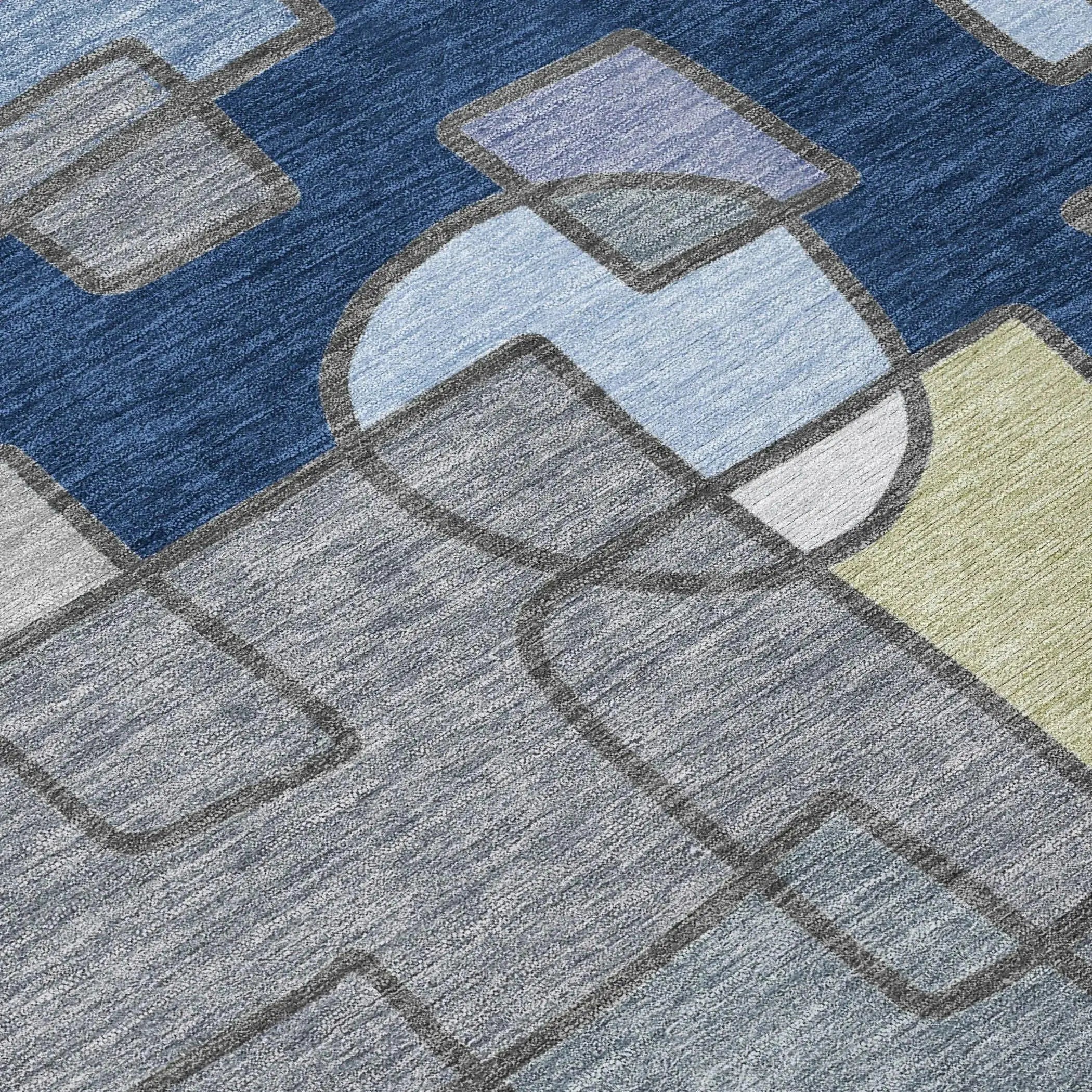 8' Navy Blue And Sky Blue Round Geometric Washable Indoor Outdoor Area Rug Homeroots Outdoor