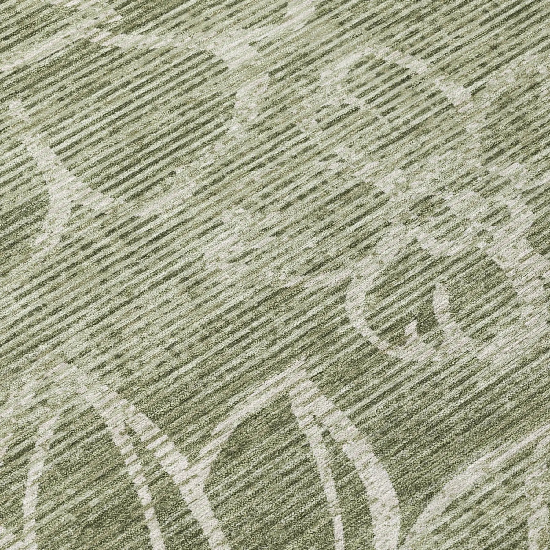8' Olive Green And Green Round Floral Washable Indoor Outdoor Area Rug Homeroots Outdoor