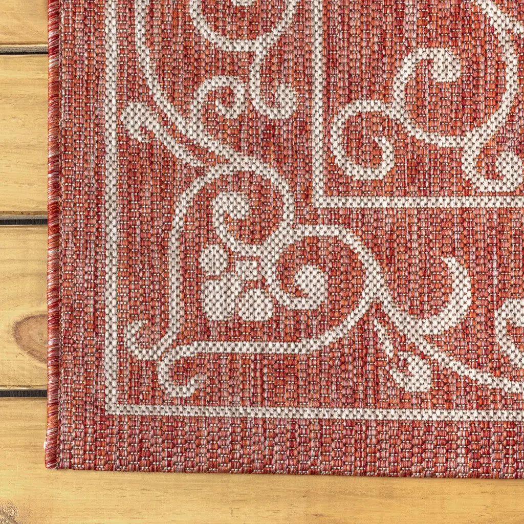 8' Red And Beige Round Medallion Indoor Outdoor Area Rug Homeroots Outdoor