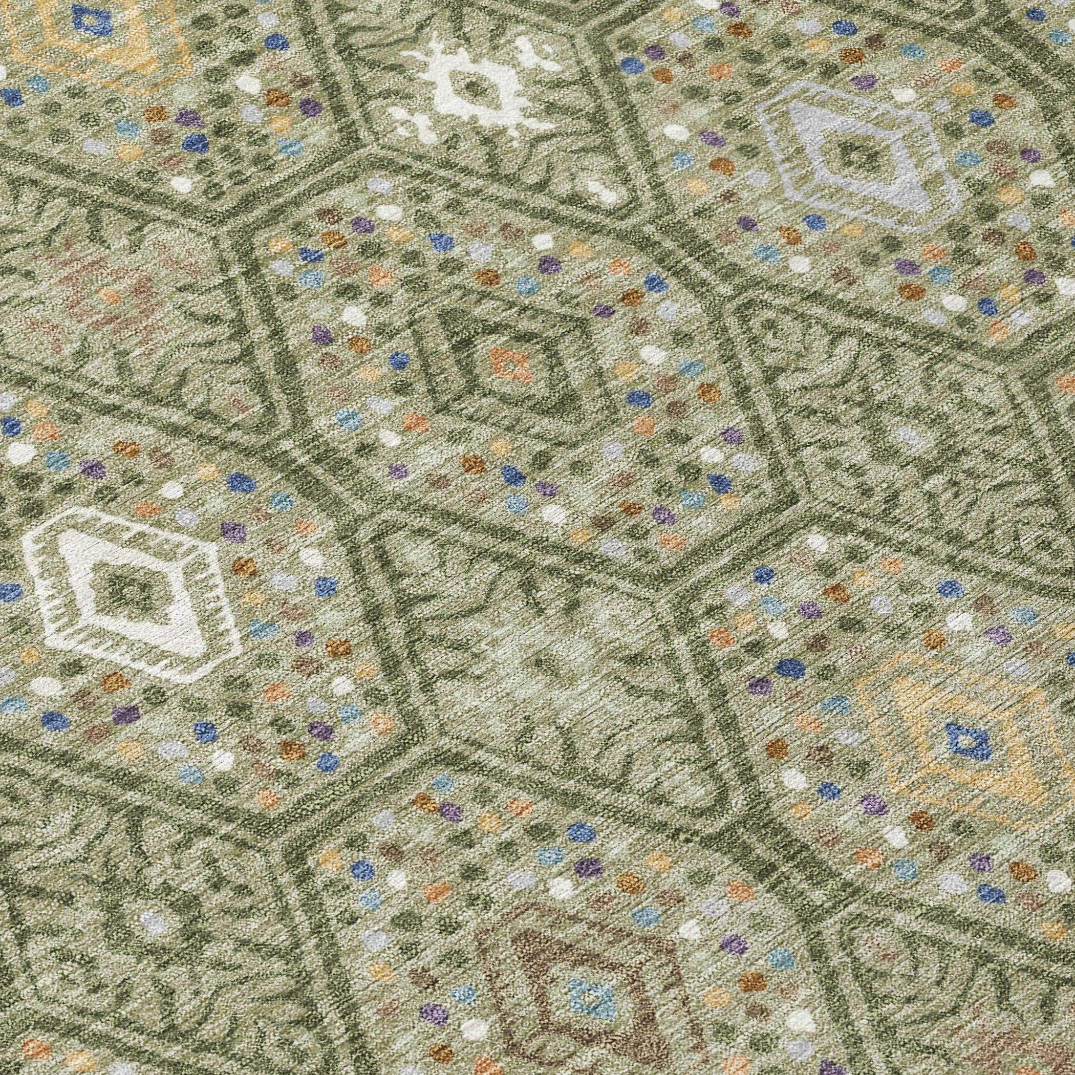 8' Sage And Green Round Geometric Washable Indoor Outdoor Area Rug Homeroots Outdoor