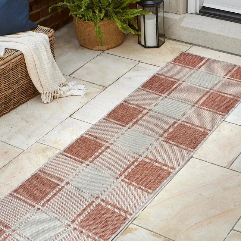 8' Salmon And Cream Gingham Indoor Outdoor Runner Rug Homeroots Outdoor