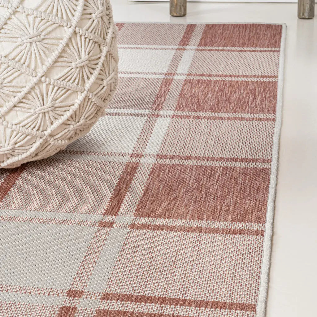 8' Salmon And Cream Gingham Indoor Outdoor Runner Rug Homeroots Outdoor