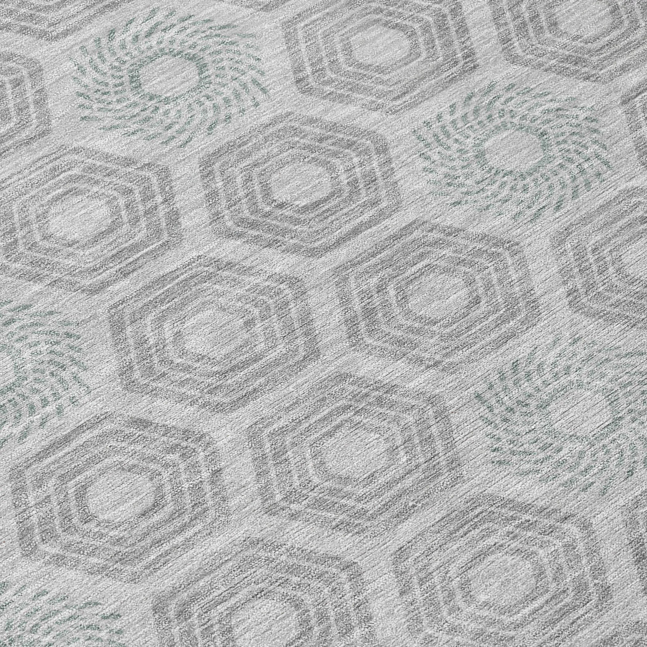 8' Silver And Granite Gray Round Geometric Washable Indoor Outdoor Area Rug Homeroots Outdoor