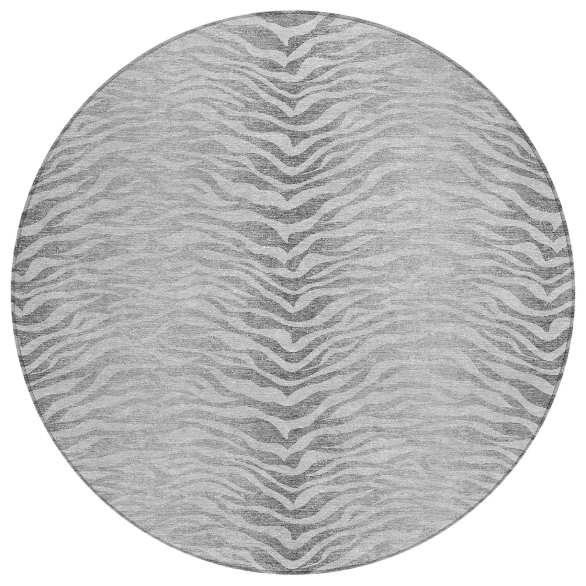 8' Silver And Gray Round Animal Print Washable Indoor Outdoor Area Rug Homeroots Outdoor
