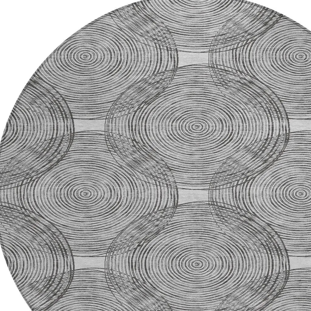 8' Silver And Ivory Round Geometric Washable Indoor Outdoor Area Rug Homeroots Outdoor