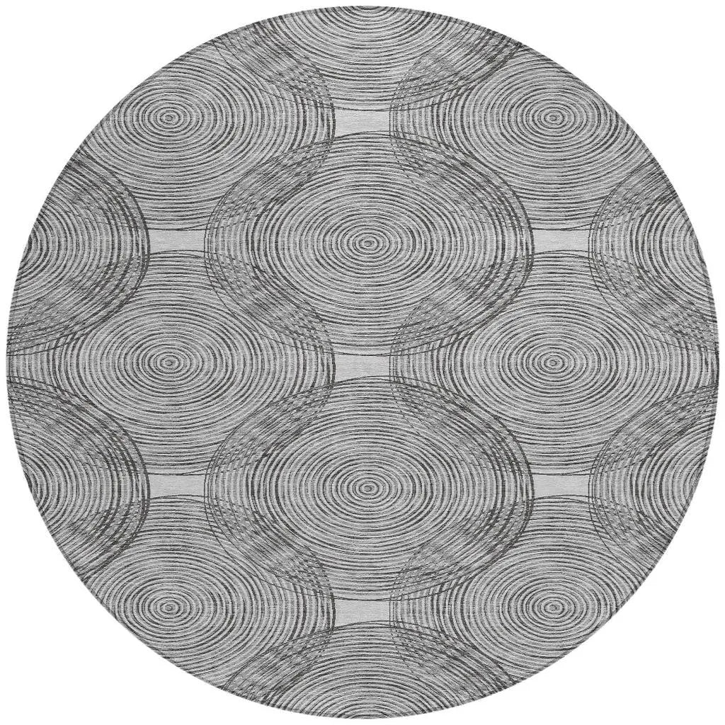 8' Silver And Ivory Round Geometric Washable Indoor Outdoor Area Rug Homeroots Outdoor