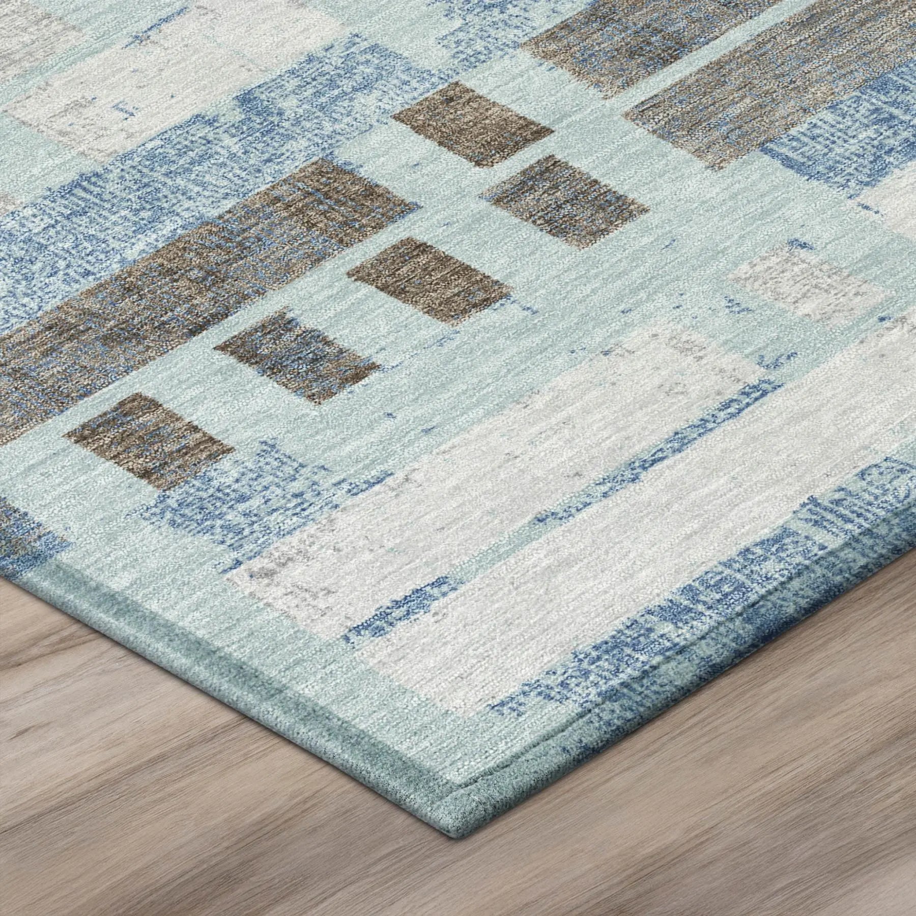 8' Sky Blue And Blue Round Striped Washable Indoor Outdoor Area Rug Homeroots Outdoor
