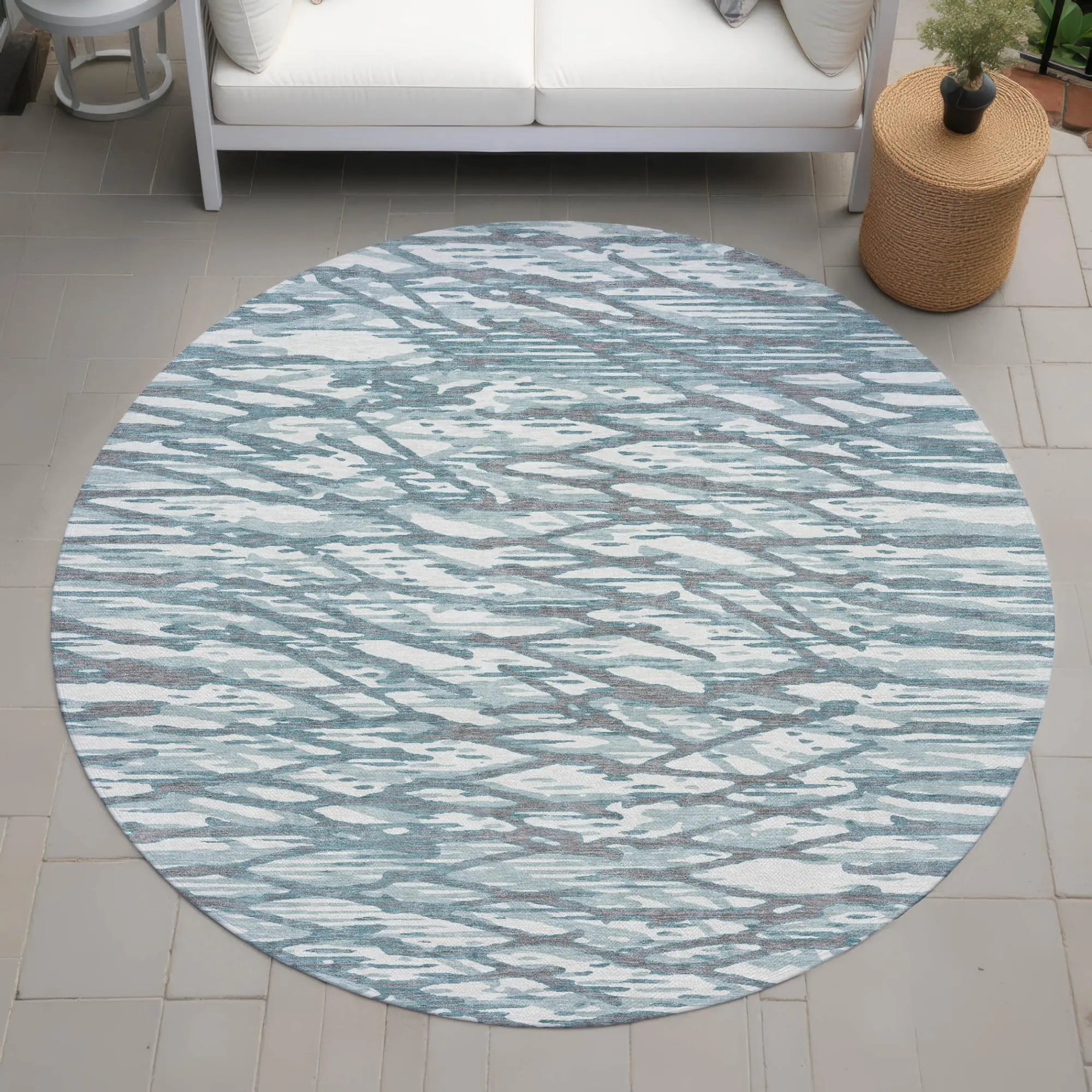 8' Teal Blue And Pewter Round Abstract Washable Indoor Outdoor Area Rug Homeroots Outdoor