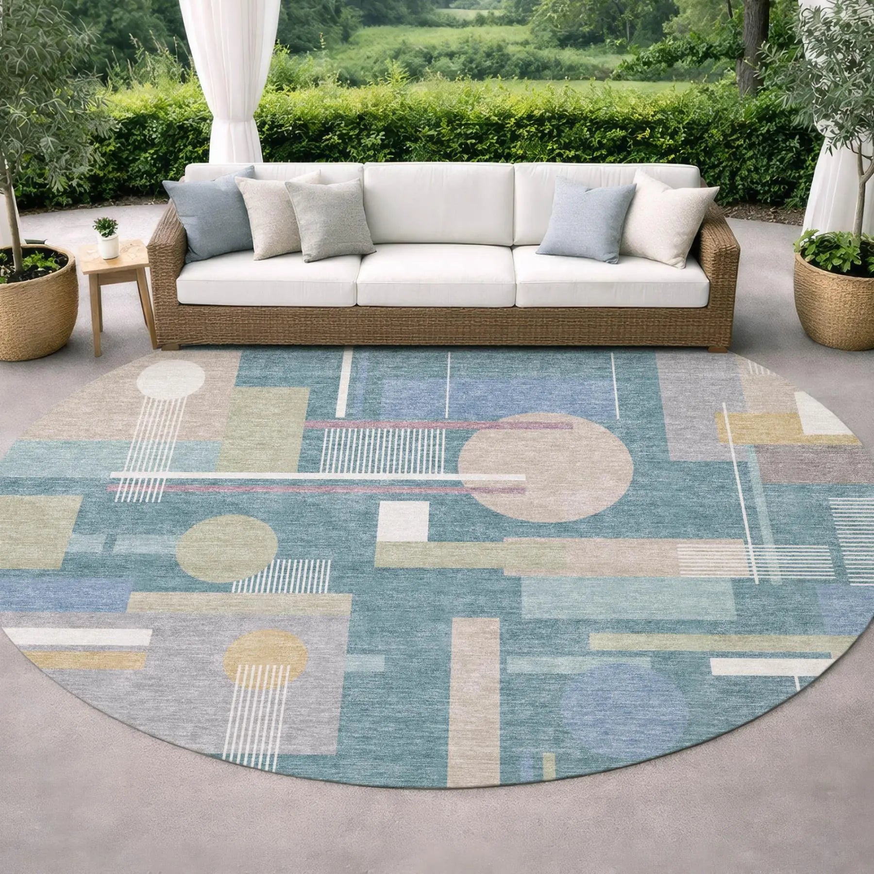 8' Teal Blue And Silver Round Geometric Washable Indoor Outdoor Area Rug Homeroots Outdoor