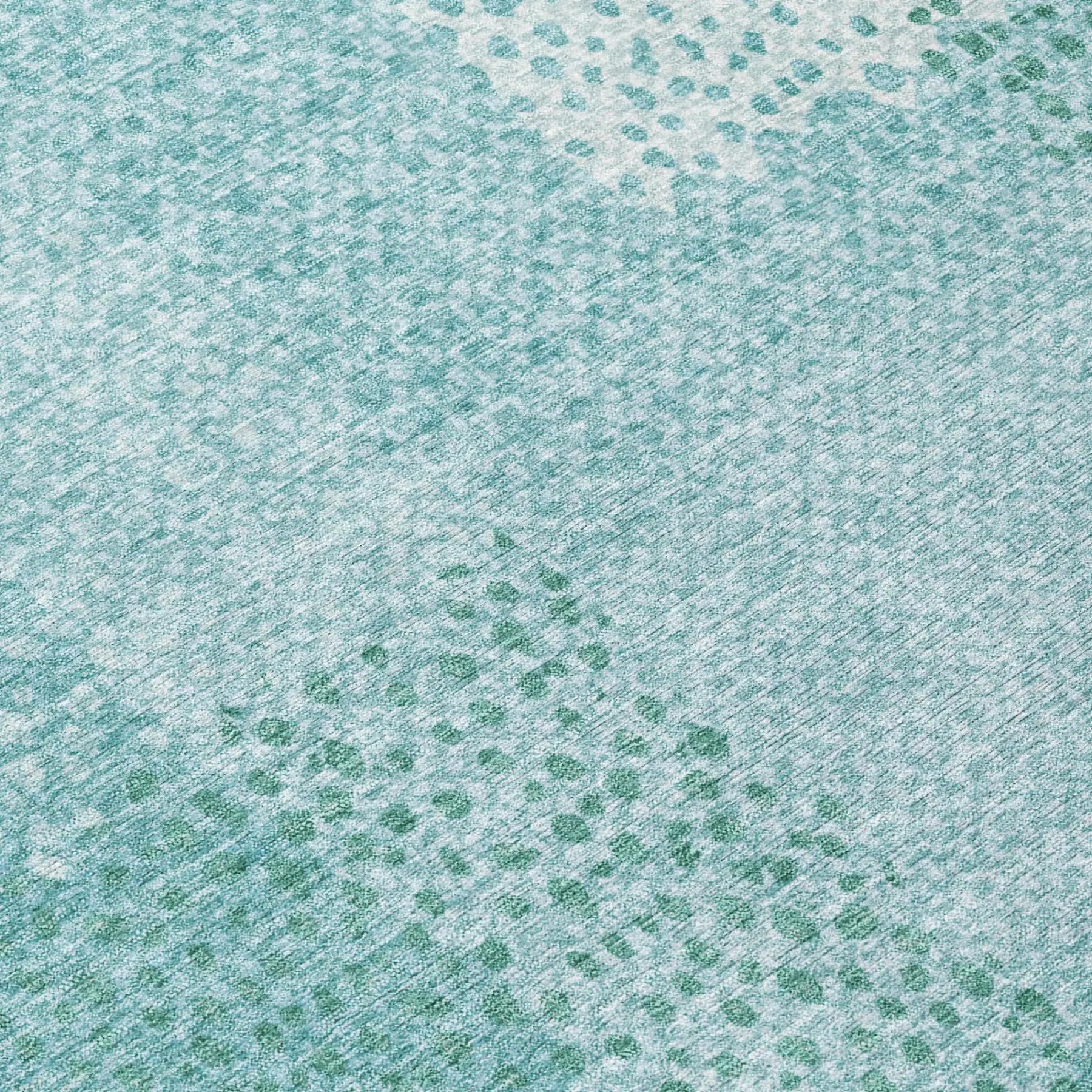 8' Turquoise And Teal Blue Round Abstract Washable Indoor Outdoor Area Rug Homeroots Outdoor