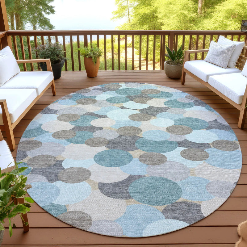 8' Turquoise And Teal Blue Round Geometric Washable Indoor Outdoor Area Rug Homeroots Outdoor