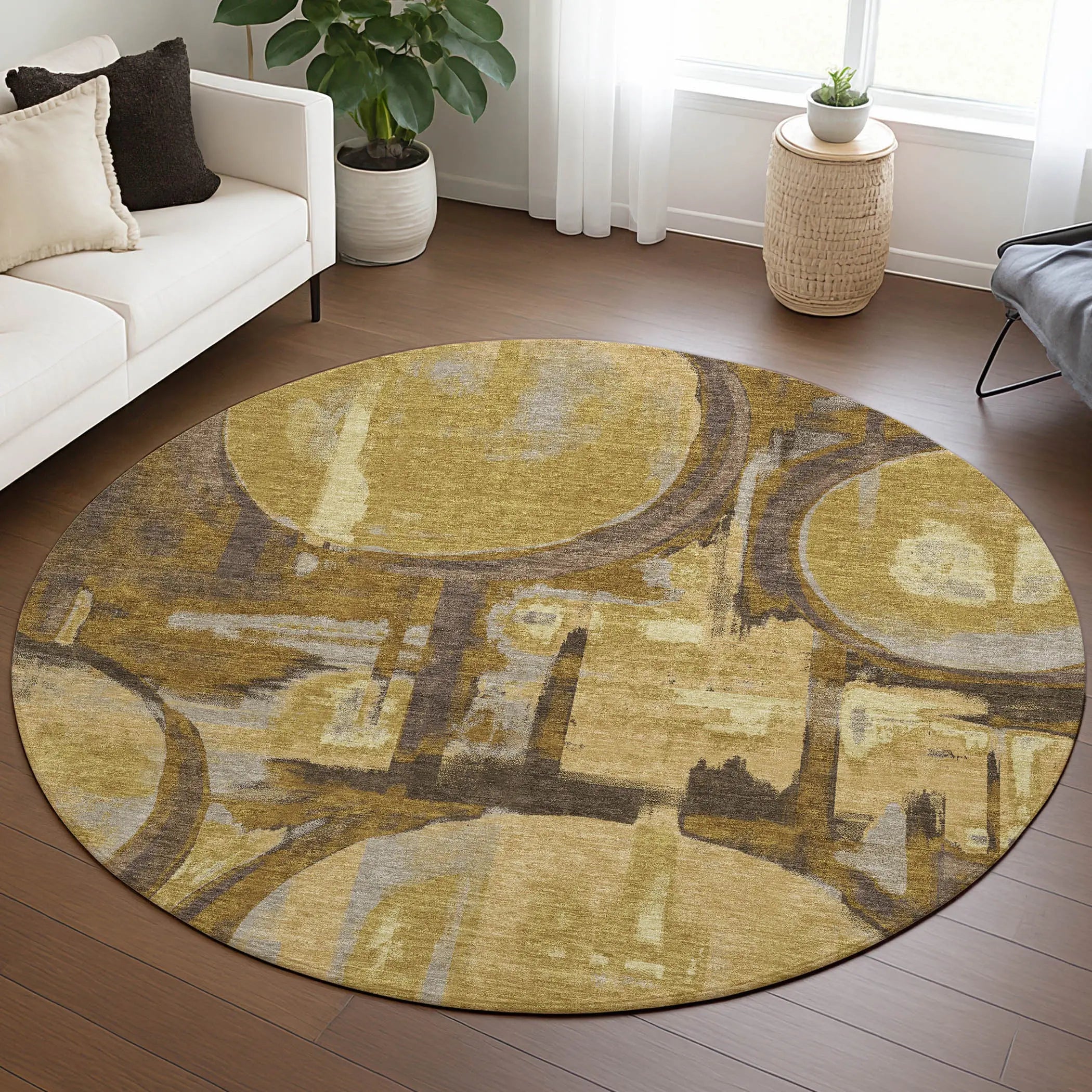 8' Walnut And Gold Round Abstract Washable Indoor Outdoor Area Rug Homeroots Outdoor