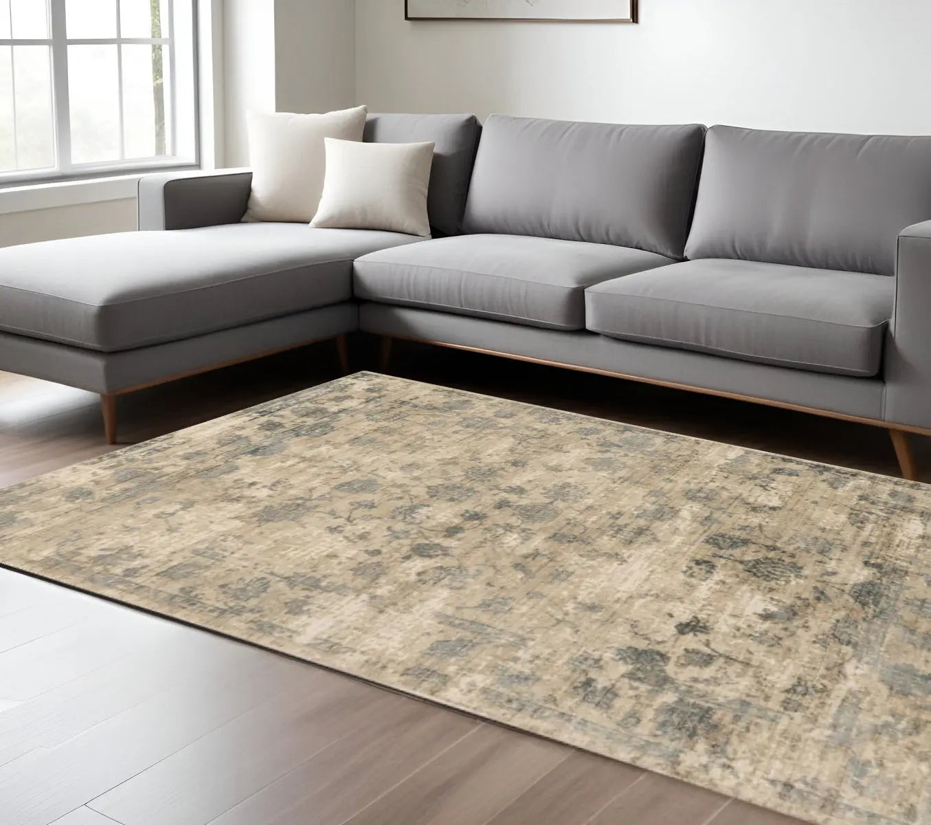8' X 10' Beige And Blue Floral Medallion Hand Loomed Area Rug Homeroots Home Decor