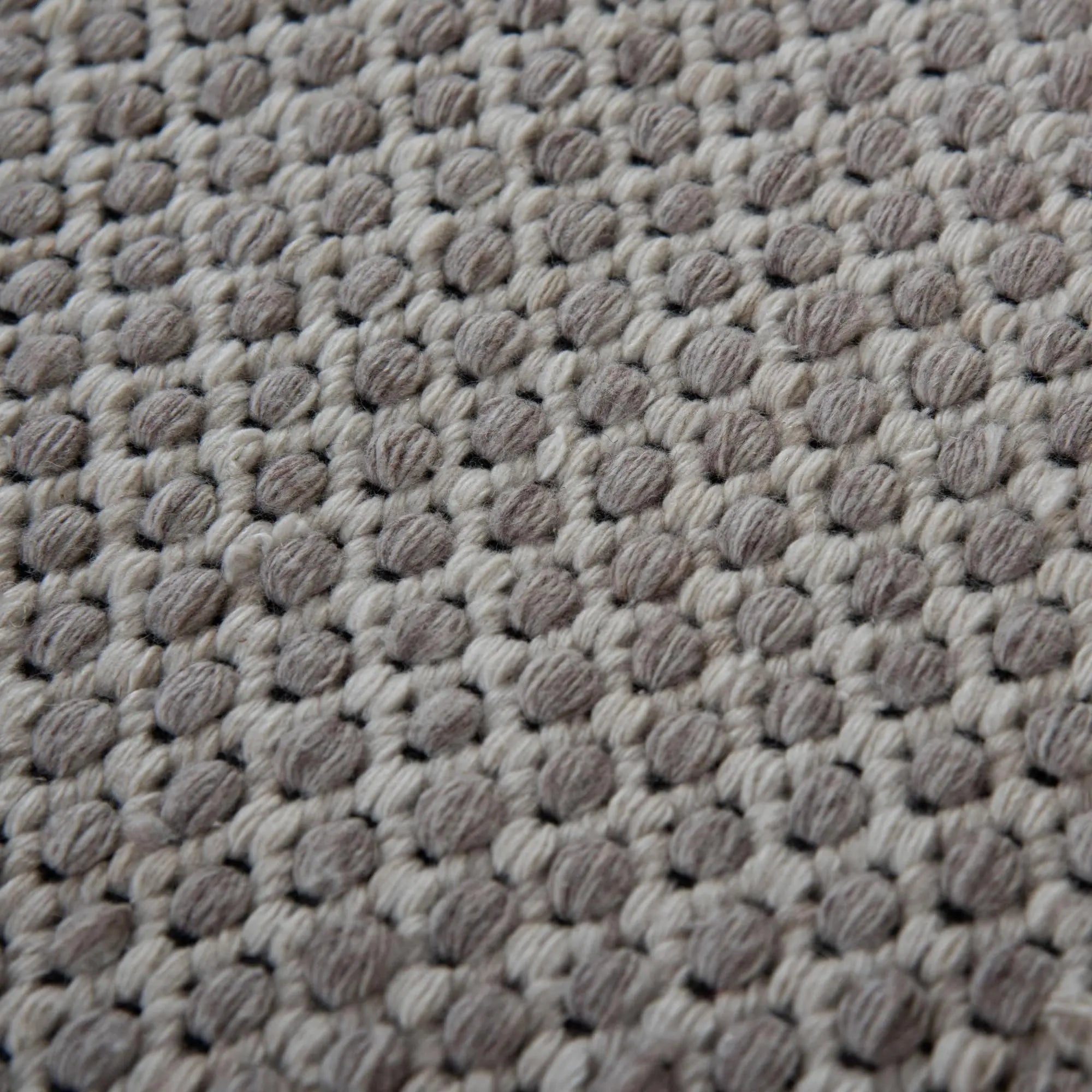 8' X 10' Beige Ivory And Black Geometric Hand Woven Area Rug With UV Protection Homeroots Home Decor