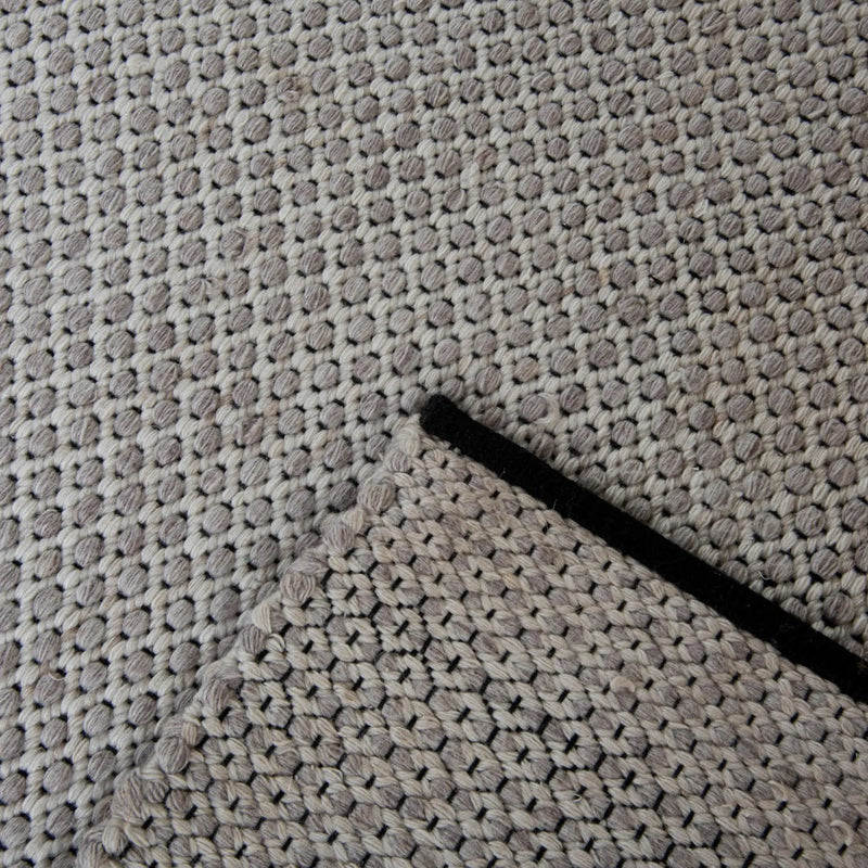 8' X 10' Beige Ivory And Black Geometric Hand Woven Area Rug With UV Protection Homeroots Home Decor