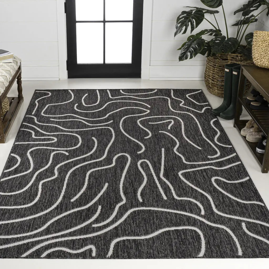 8' X 10' Black And Cream Abstract Indoor Outdoor Area Rug Homeroots Outdoor