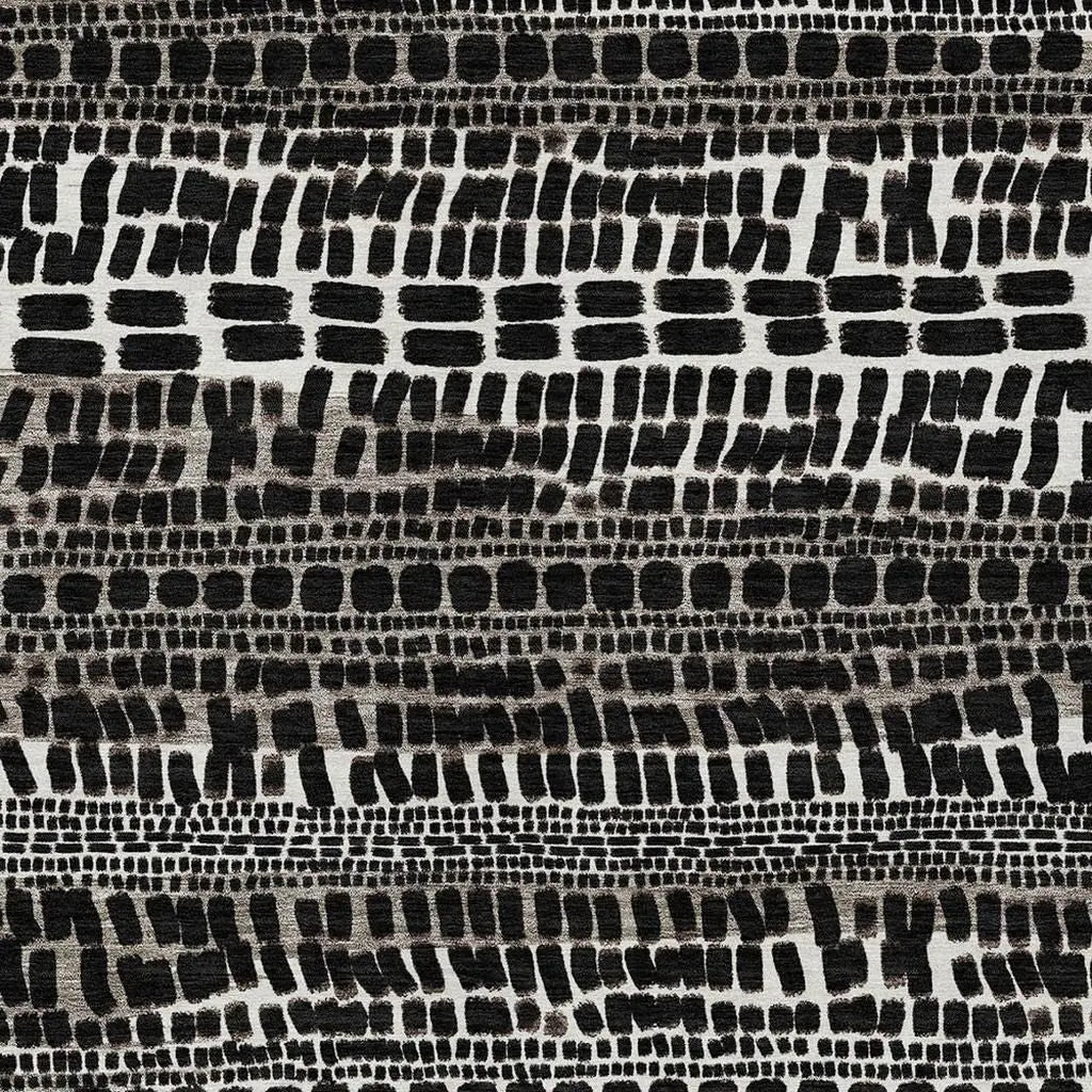 8' X 10' Black And Ivory Abstract Washable Indoor Outdoor Area Rug Homeroots Outdoor