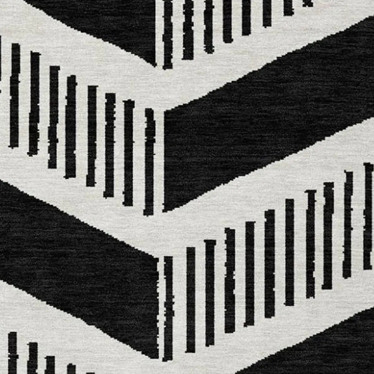 8' X 10' Black And Ivory Geometric Washable Indoor Outdoor Area Rug Homeroots Outdoor