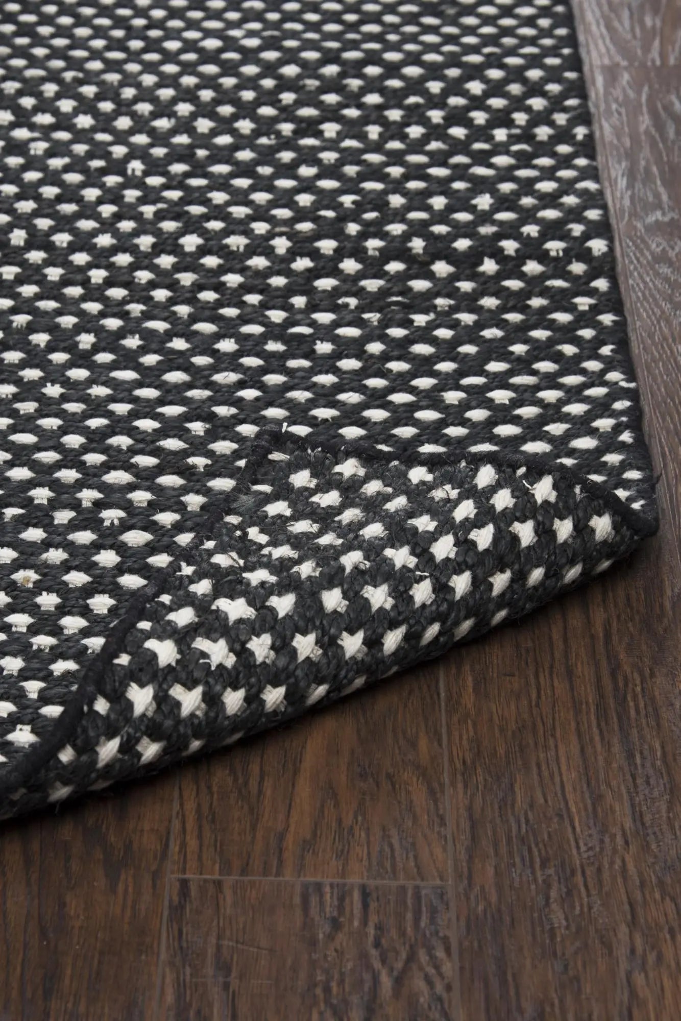 8' X 10' Black And Ivory Wool Polka Dot Hand Woven Area Rug Homeroots Home Decor