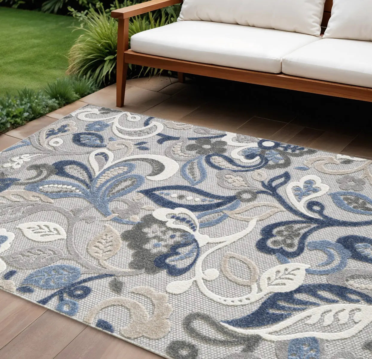 8' X 10' Blue And Gray Floral Stain Resistant Indoor Outdoor Area Rug Homeroots Outdoor