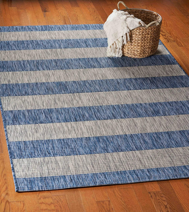8' X 10' Blue And Gray Indoor Outdoor Area Rug Homeroots Outdoor